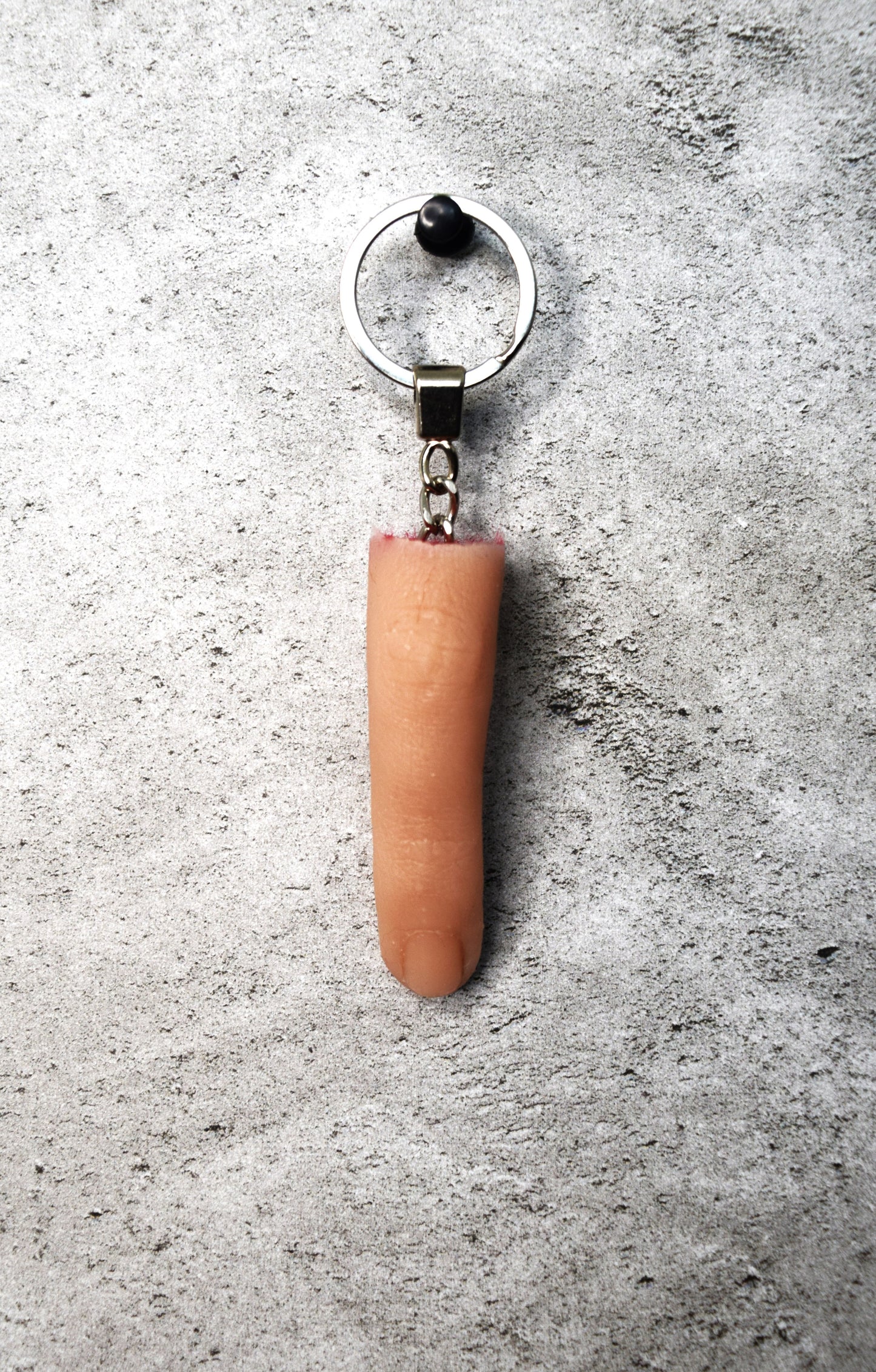 Severed realistic silicone finger keychain, unpainted finger props