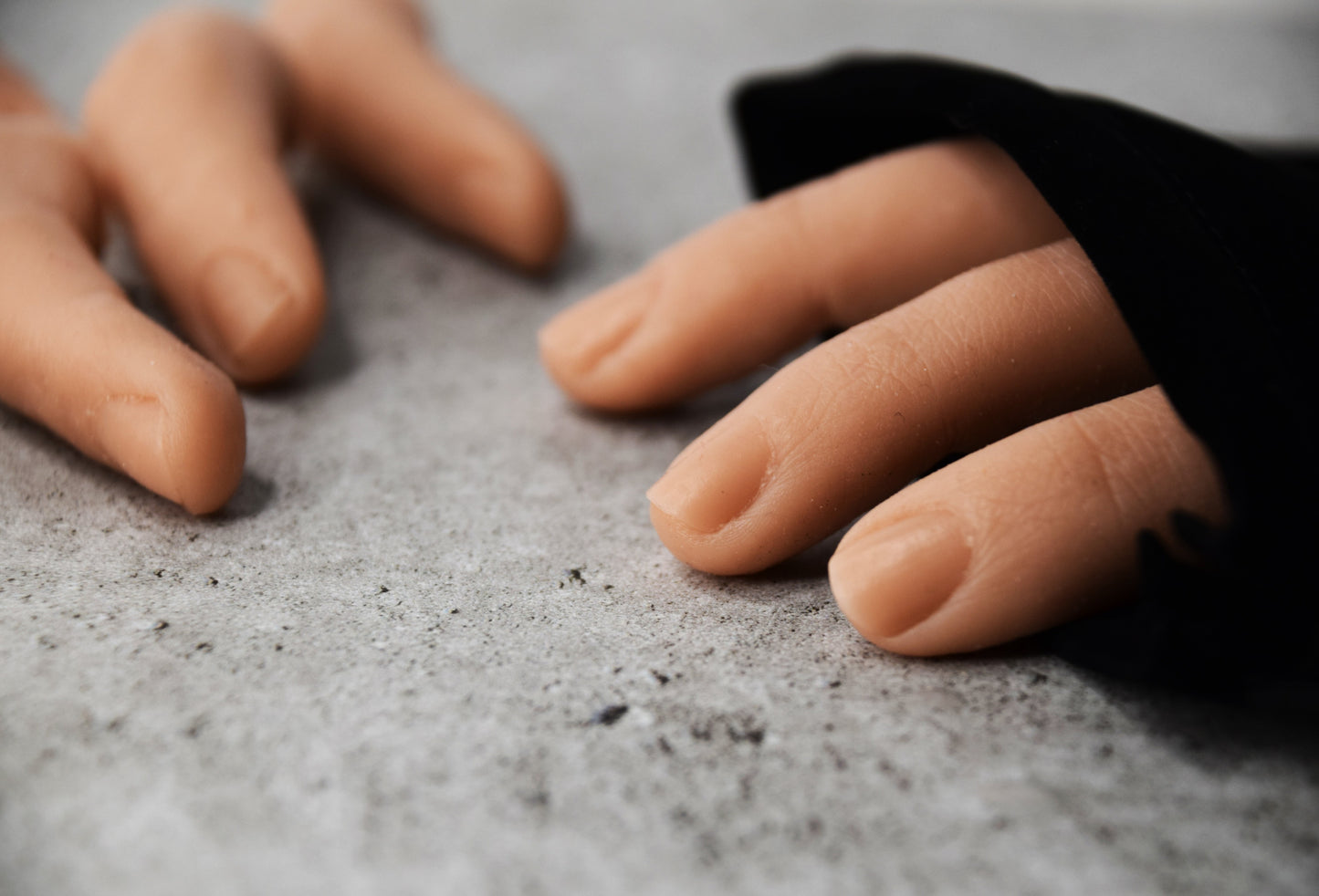 Set of severed realistic silicone fingers, unpainted finger props